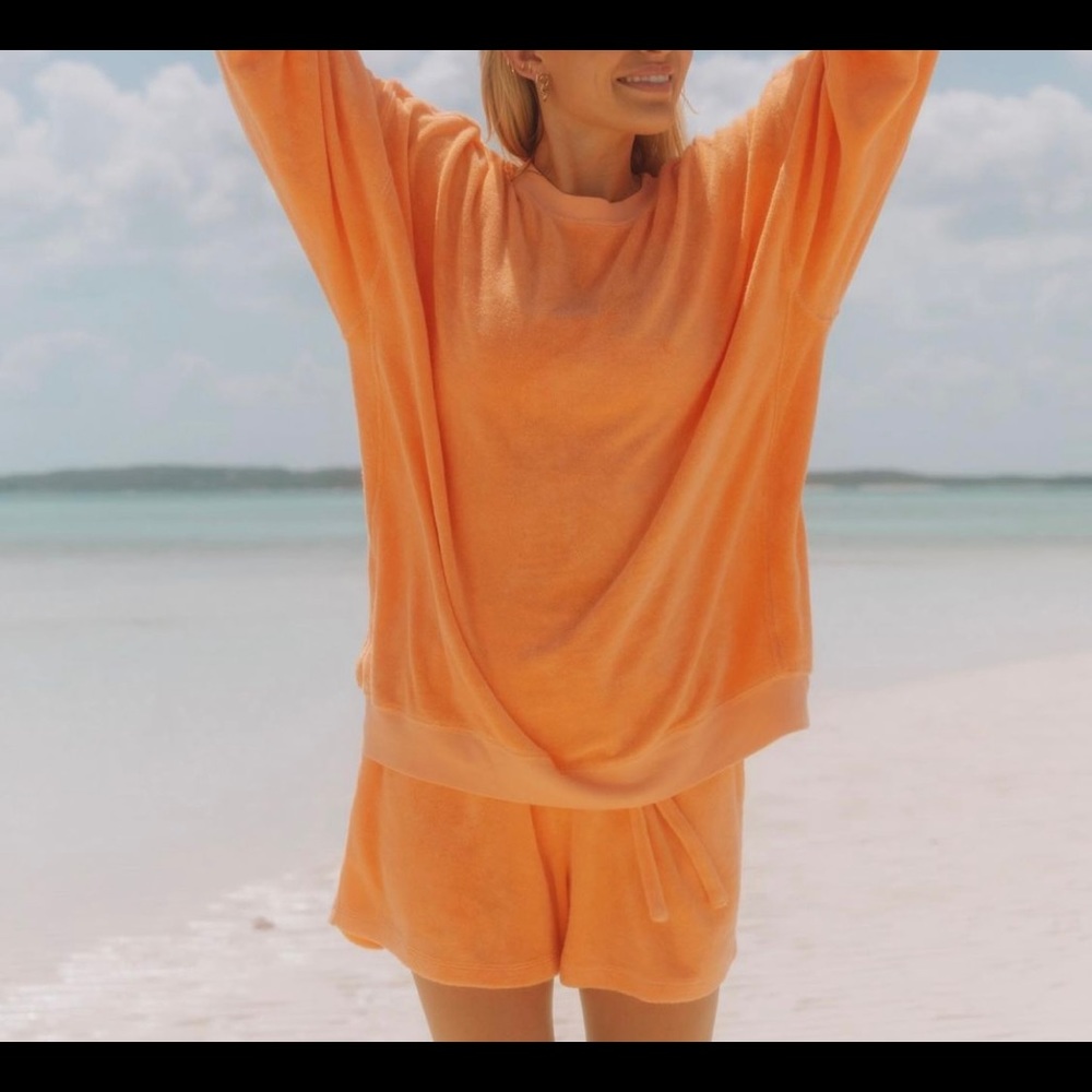 Daily Drills Terry Oversized Crew ( xs/s ) & shorts ( s) in Spritz !!!